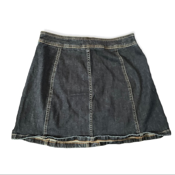 Stretch Denim A-Line Mini Skirt: Button-Front Edition - Sz 10 - Picture 5 of 10